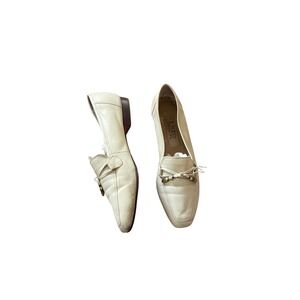 Enzo Angiolini Cream Leather Loafers‎ Women's Size 7.5M Preowned Elegant Shoes
